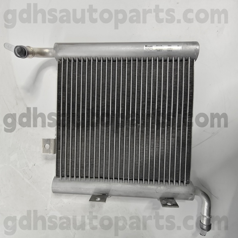 607176 NISSENS RADIATOR Монтаж за Range Rover Velar Oe no. LR140296